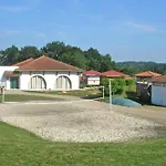 8-Guests Holiday Home In Cassen * Cassen