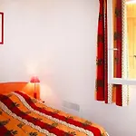 8-Guests Holiday Home In Cassen * Cassen