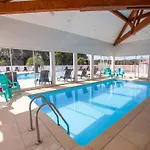 8-Guests Holiday Home In Cassen Tatil Evi