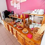 Tatil Evi 8-Guests Holiday Home In Cassen Cassen