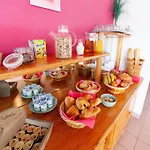 8-Guests Holiday Home In Cassen بيت للعطل