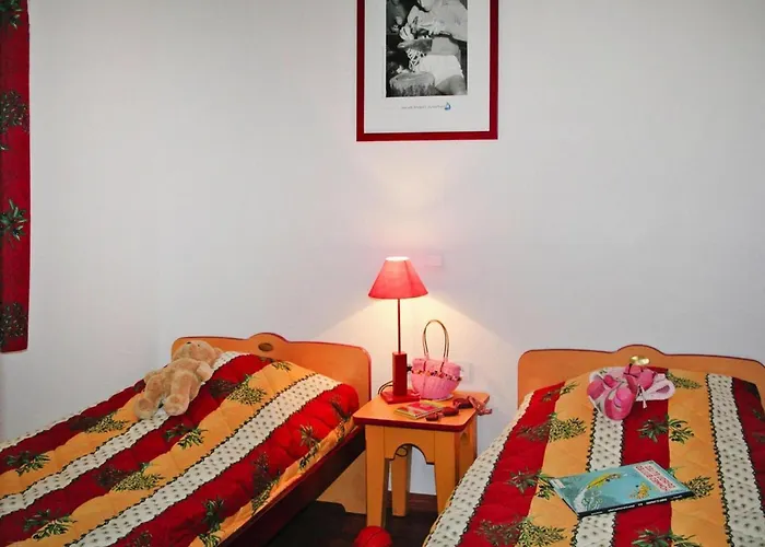 For Eight Guests
