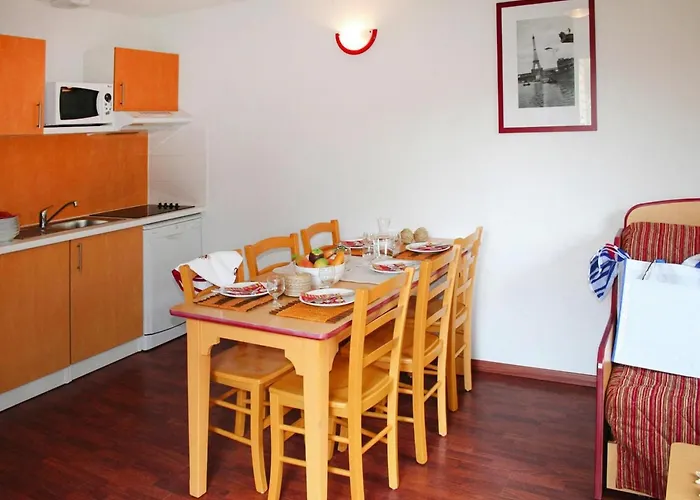 Feriehus For Eight Guests Cassen